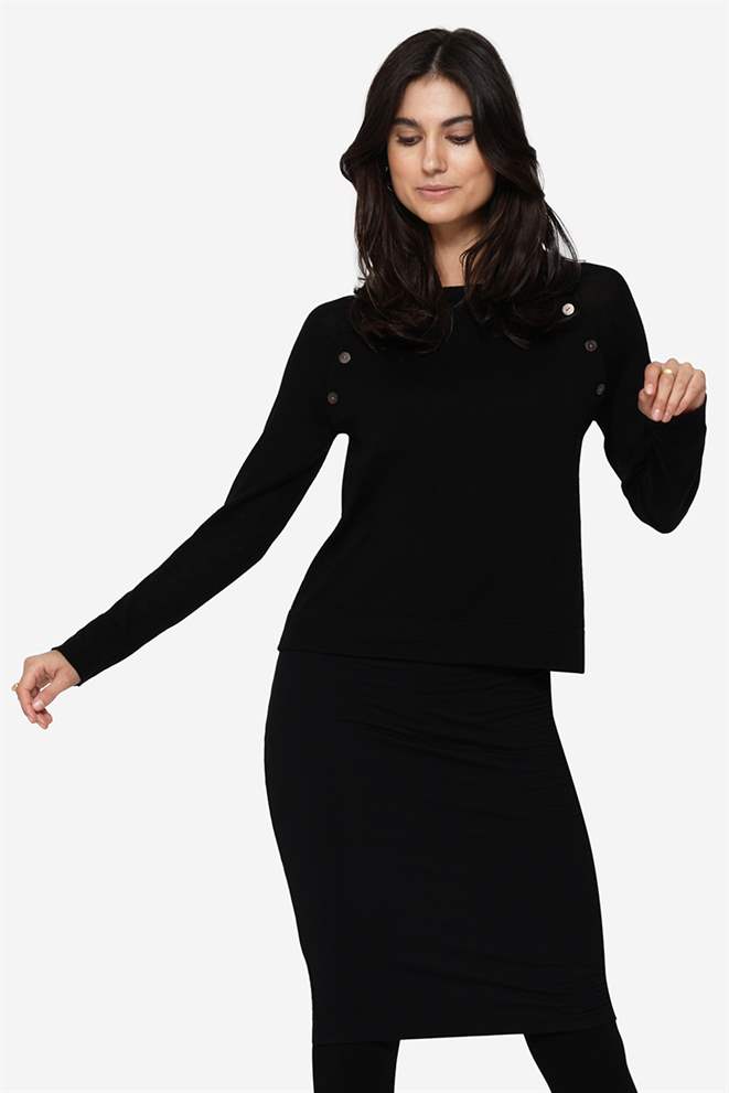 Sort strikket ammebluse med båd udskæring , strikket i 100% Merino uld - Set forfra